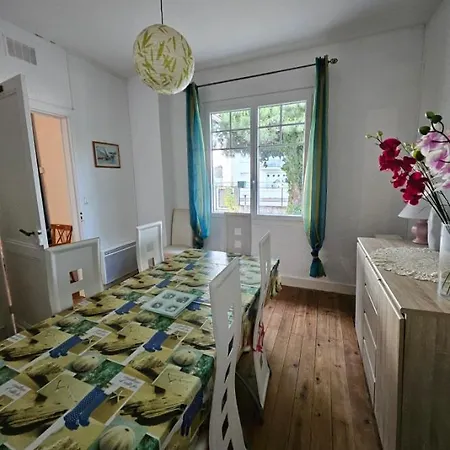 Дом отдыха Entre Centre Et Plages Ла-Трамблад